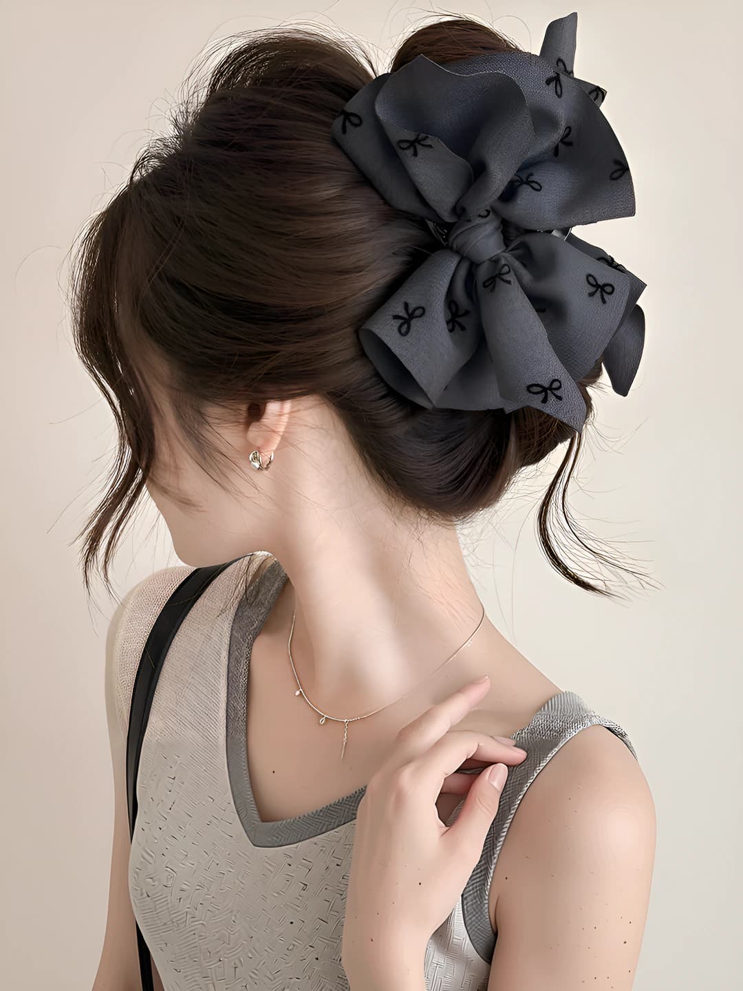 Grey bow - base 12.5 cm, bow 15 cm