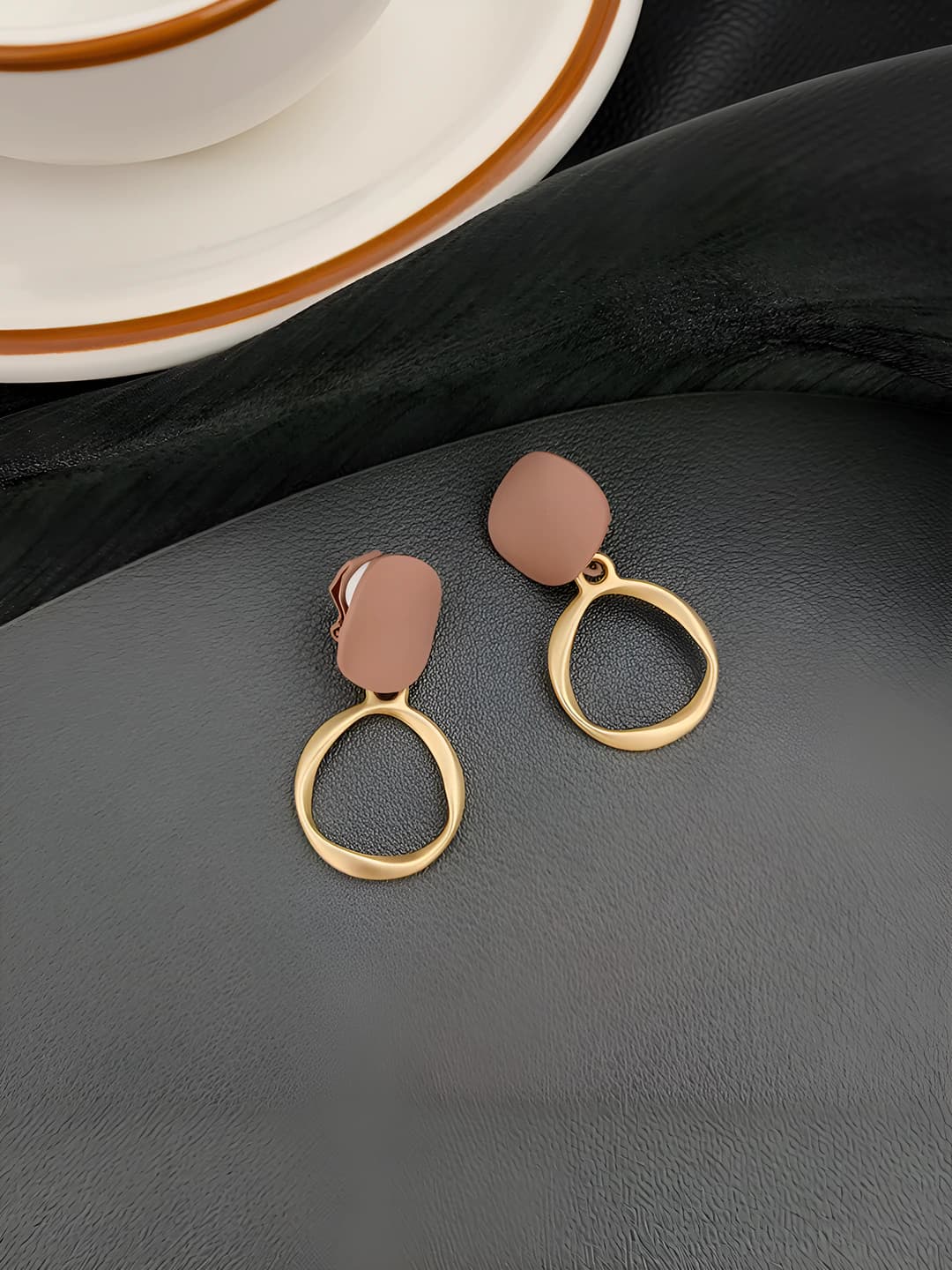 Light coffee irregular ear clips