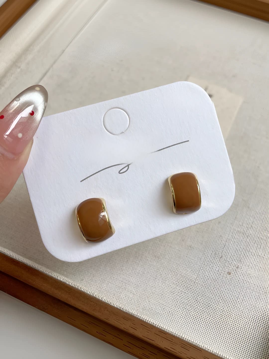 LER08 Melange Curved Studs