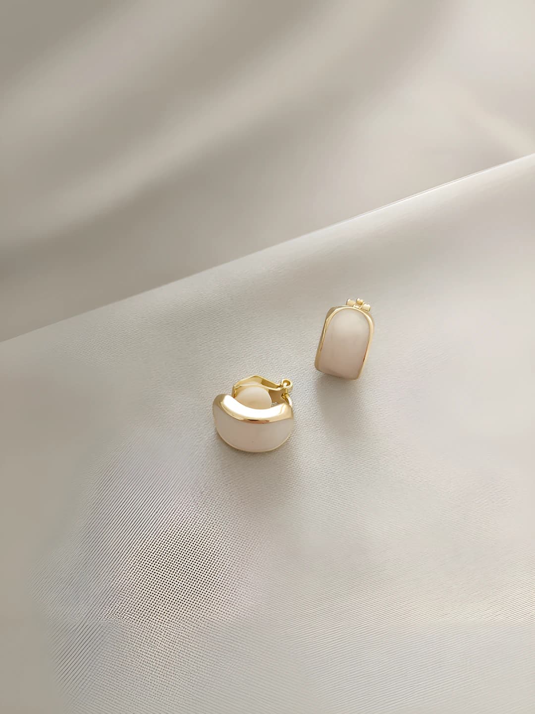 Gold drop