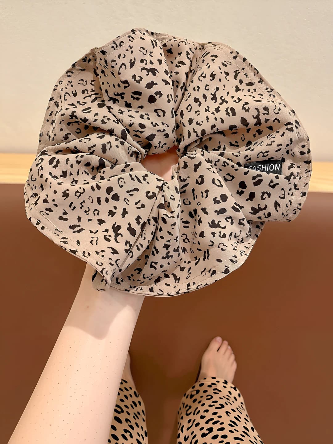 Light coffee leopard approx 18 cm