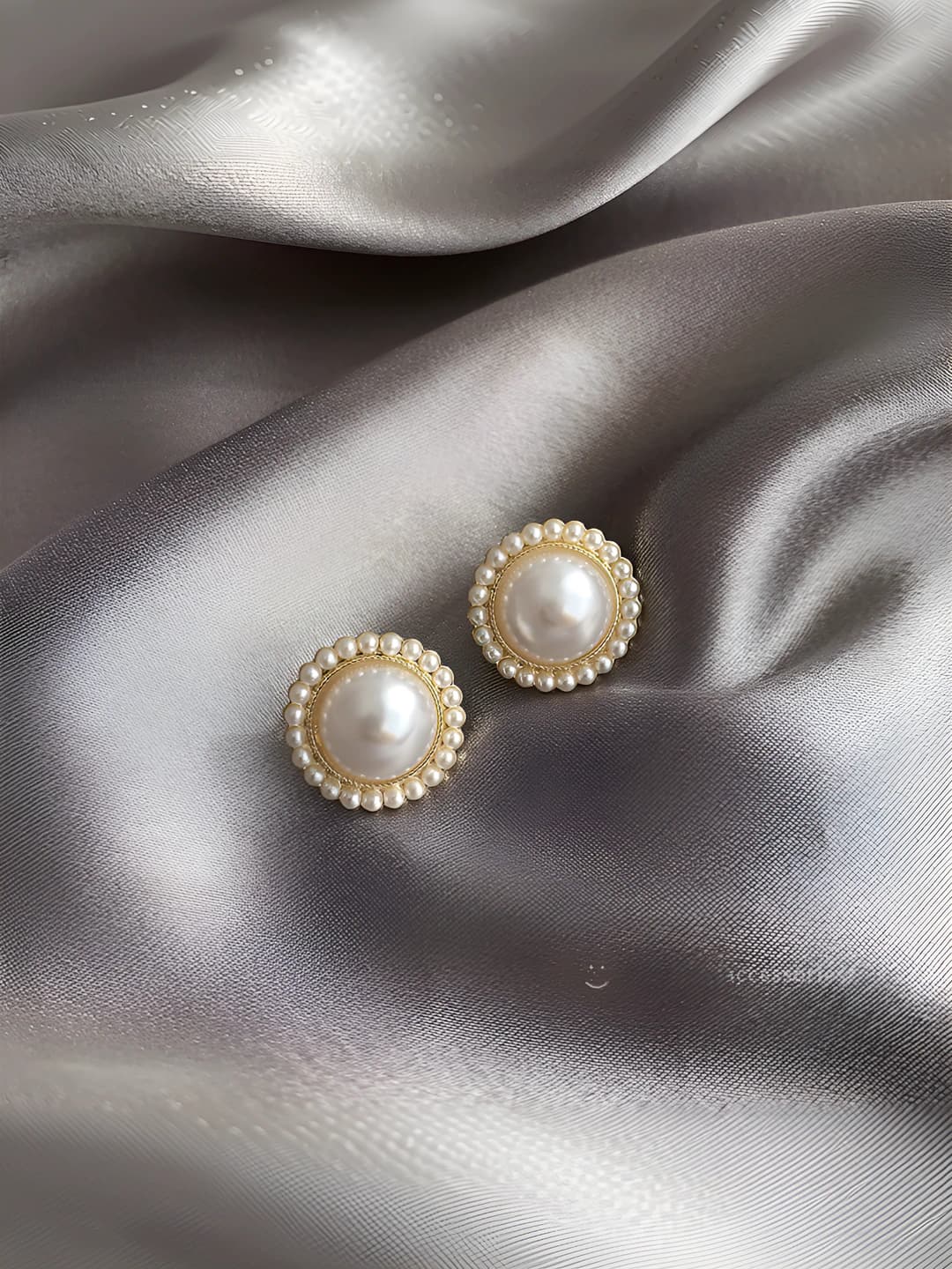 Pearl round