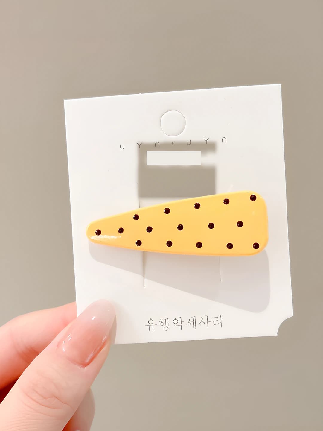 1 pc; 1# yellow polka dot clip ~5.7 cm