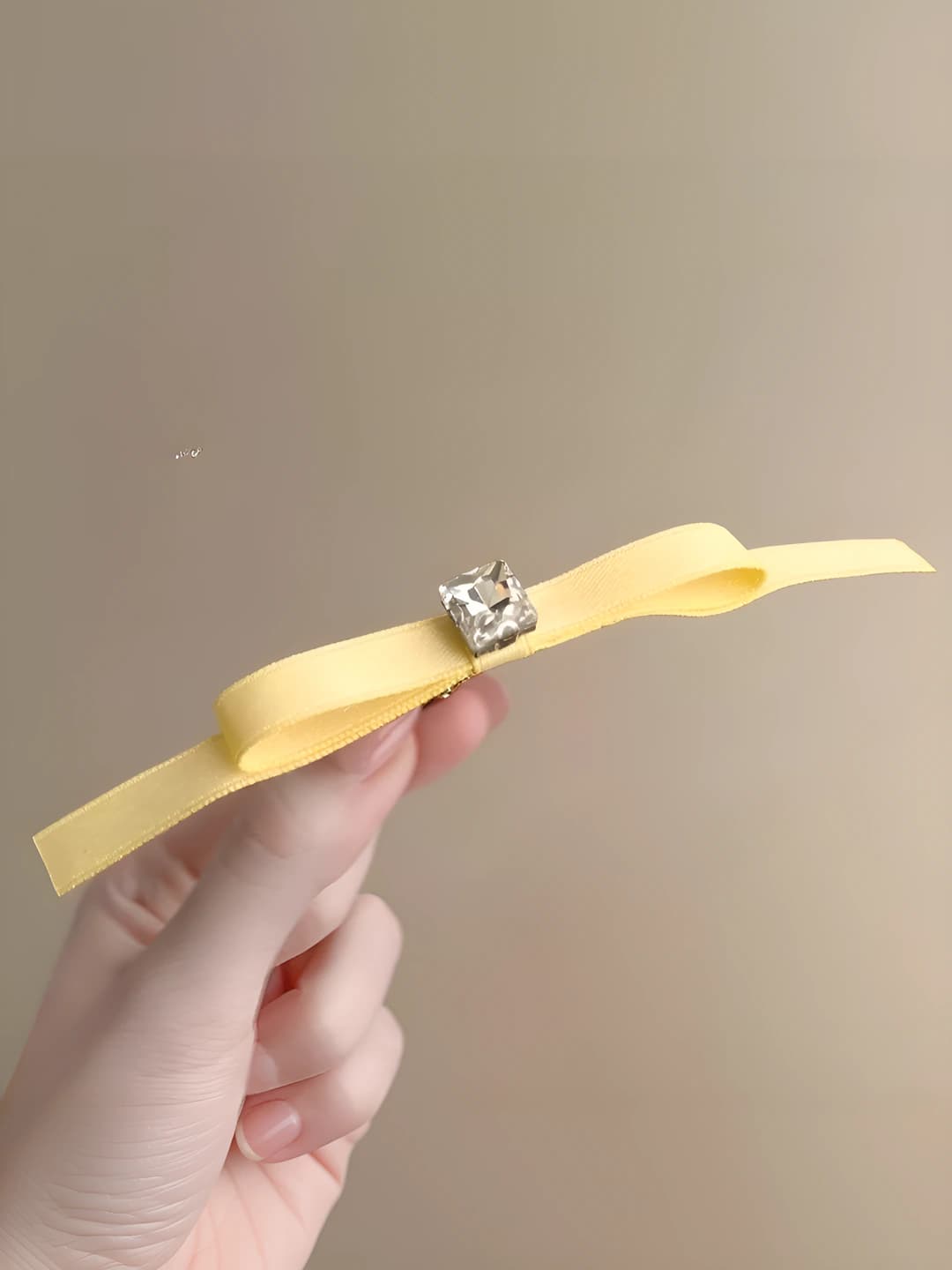 Yellow diamond bow
