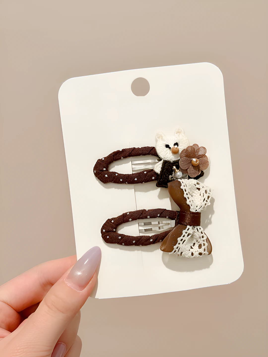 4# Small cat clip ~5 cm