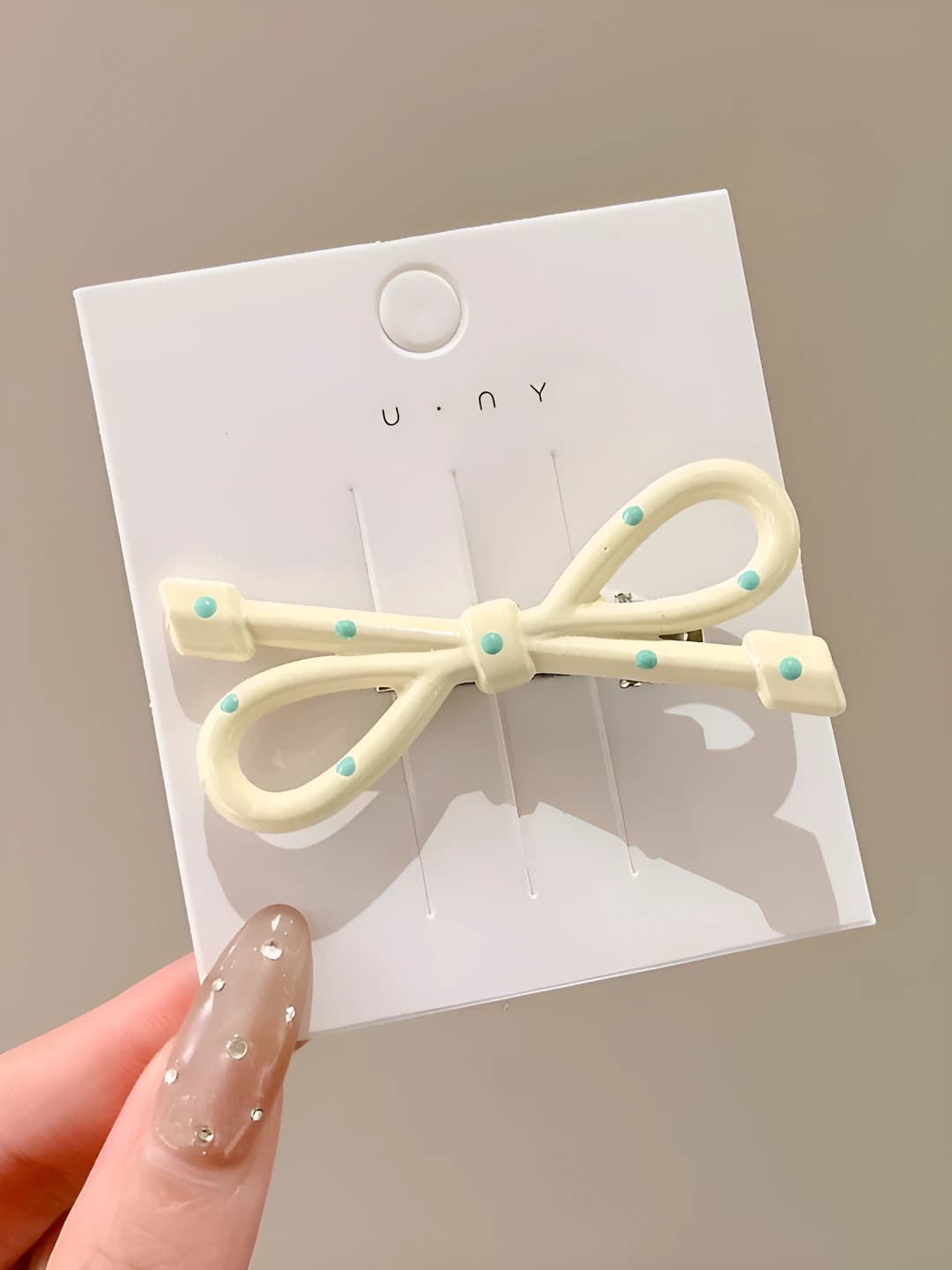 2# Beige bow, ~6 cm