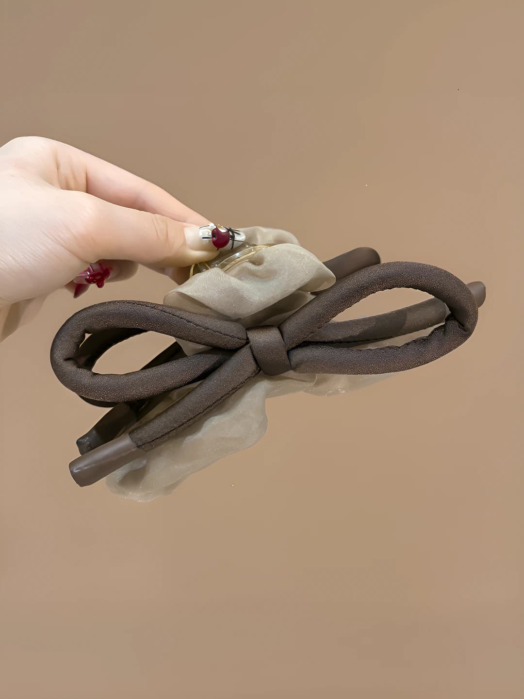 Kofe rangli tarmoq, kapalak bow, qisqichbaqsa, ~12.7 sm