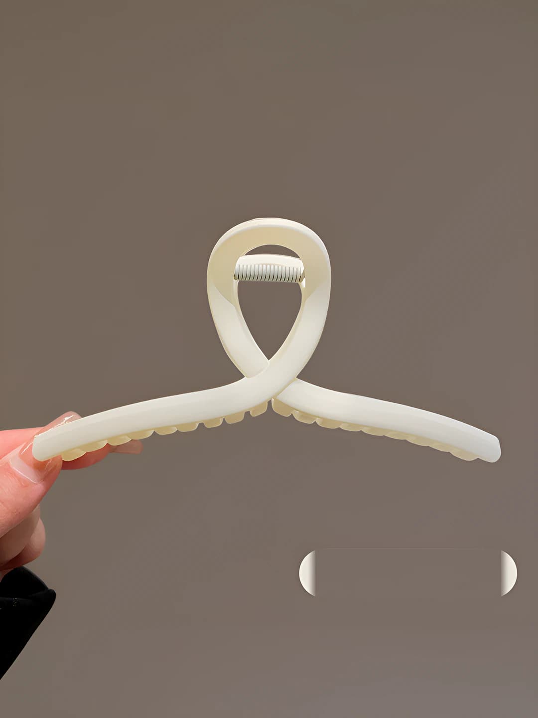 1# Large white cross clip - 15cm