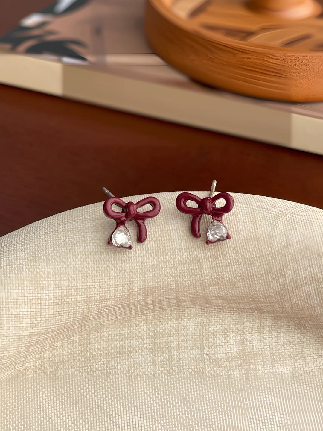 Red Bow No.4 with Diamonds