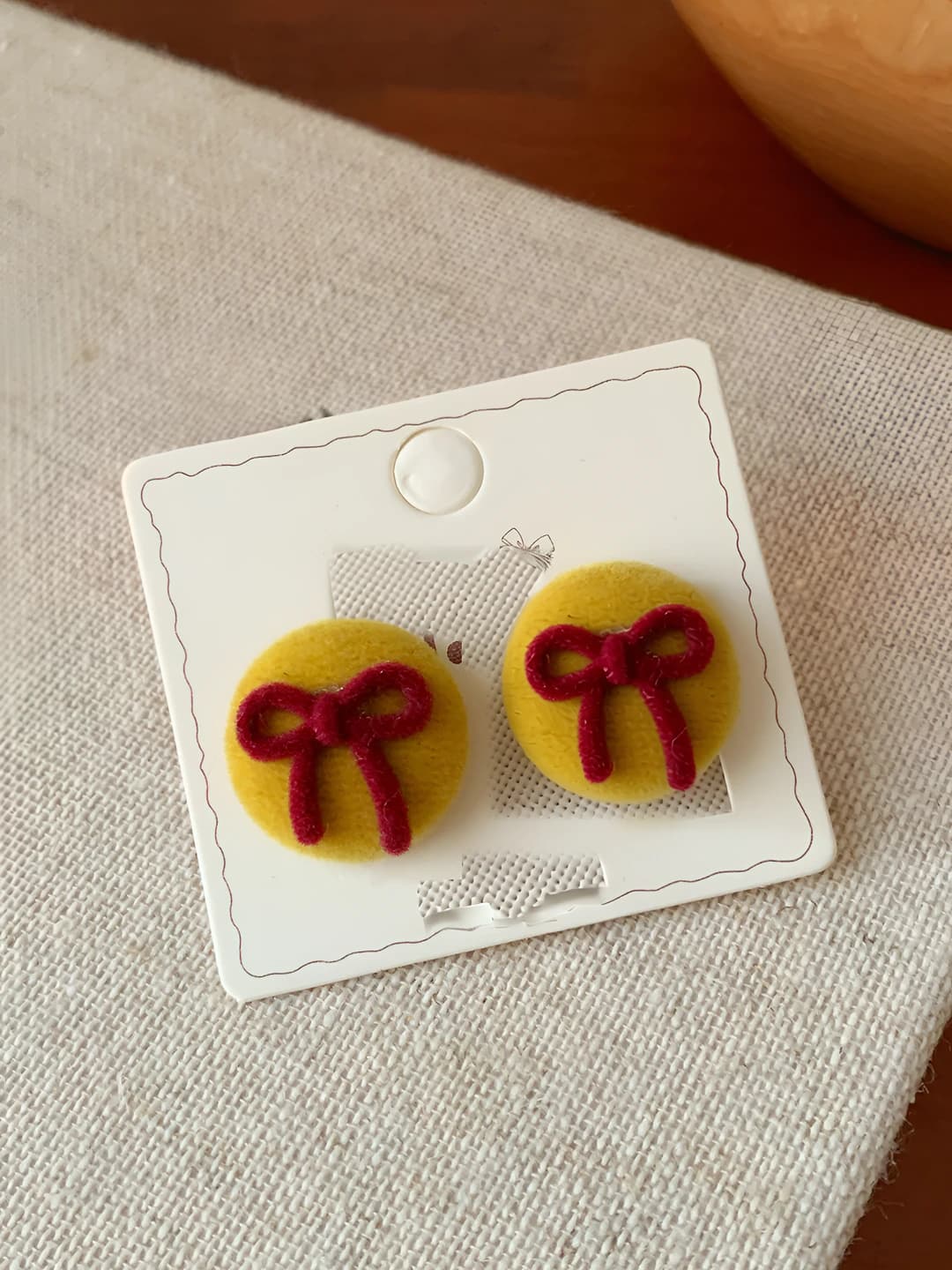QHW1 Round bow