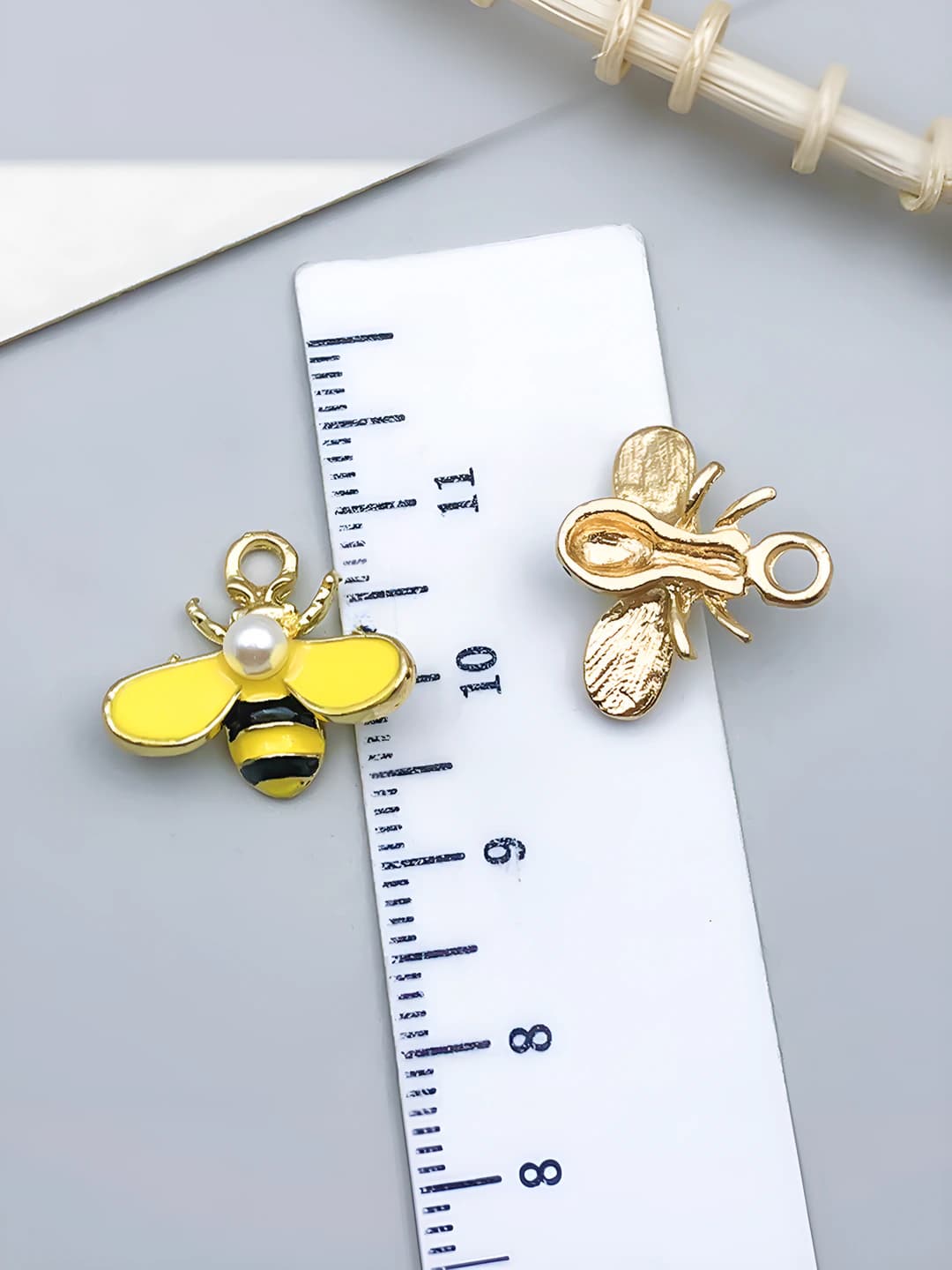 1 шт. kc золотисто-жёлтая пчела с жемчугом 15x17x5mm-1.2g-23382