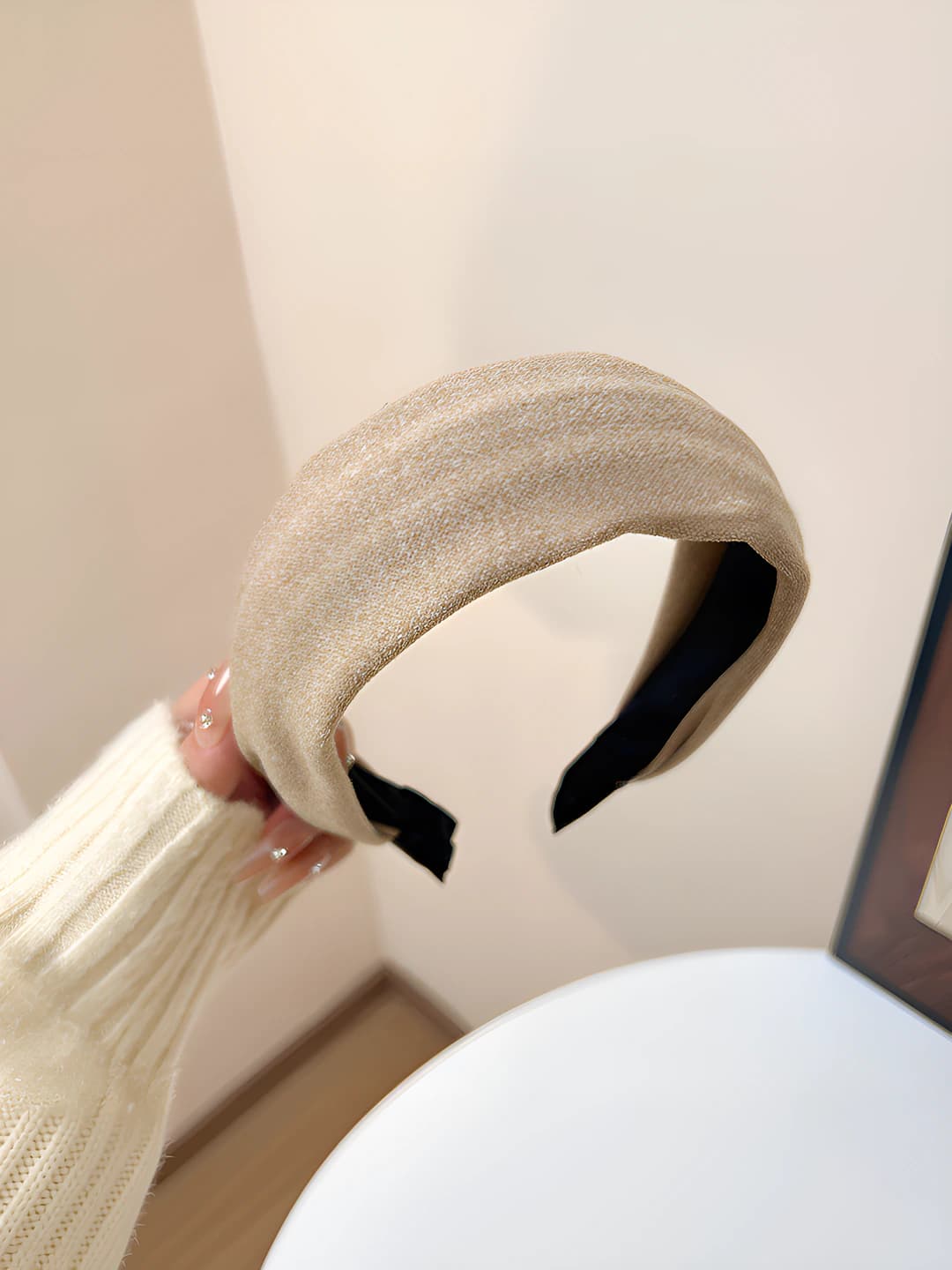 Light khaki