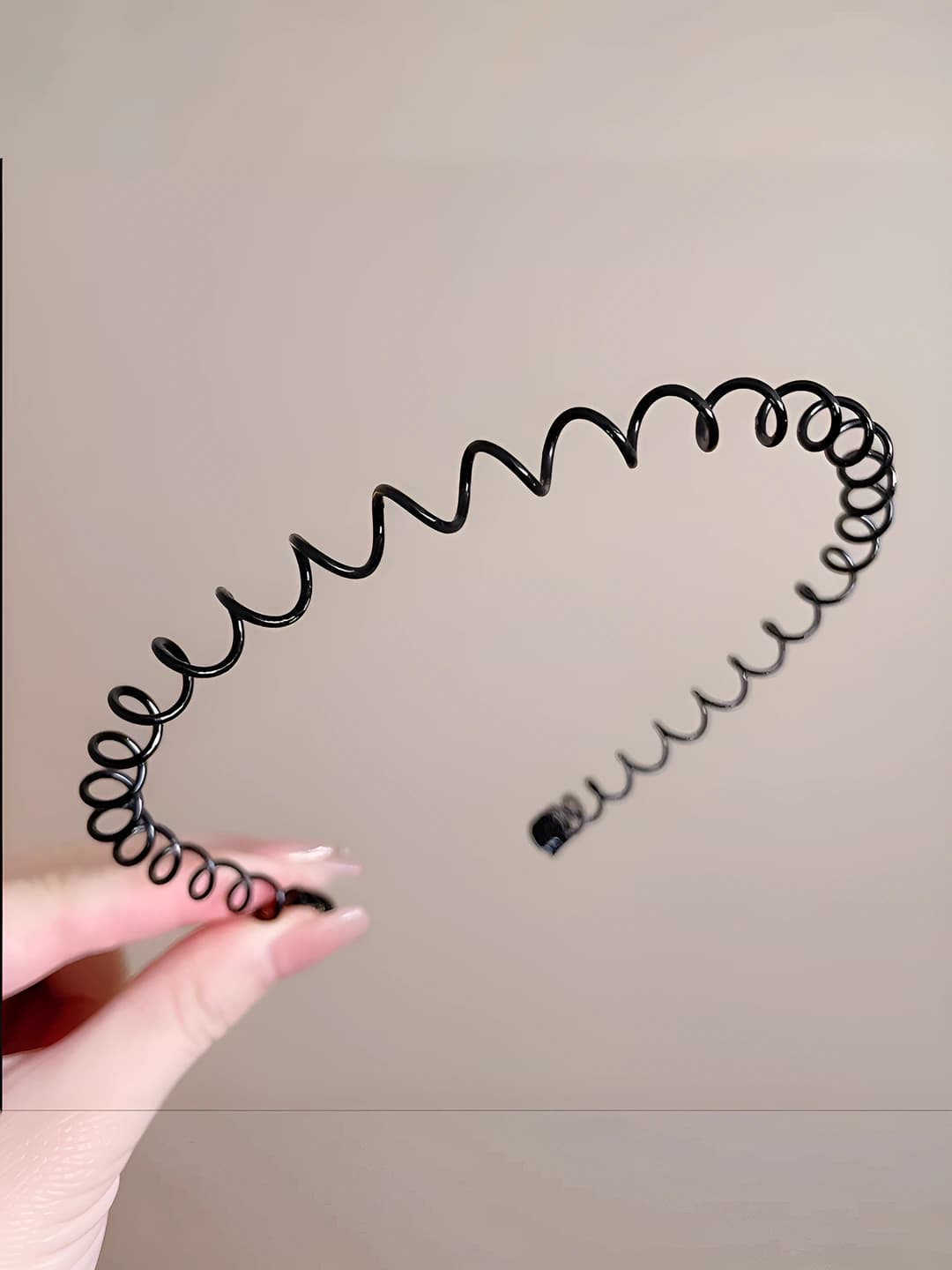 Comfortable, spring headband