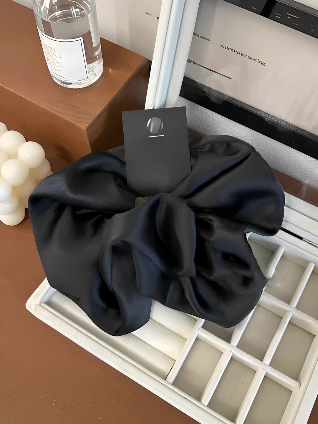 6# Black