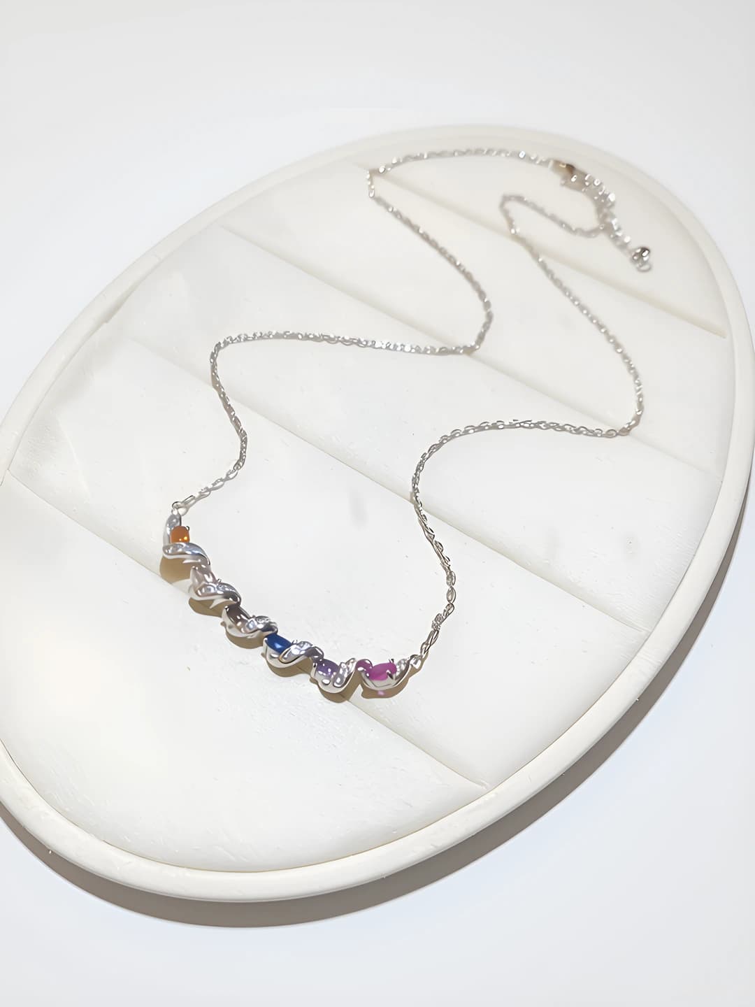 42# Necklace - White gold