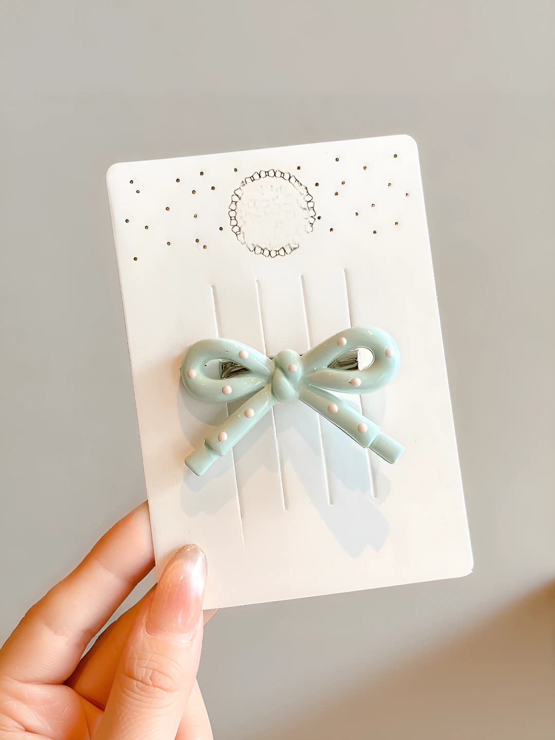 2# Mint green ~5 cm
