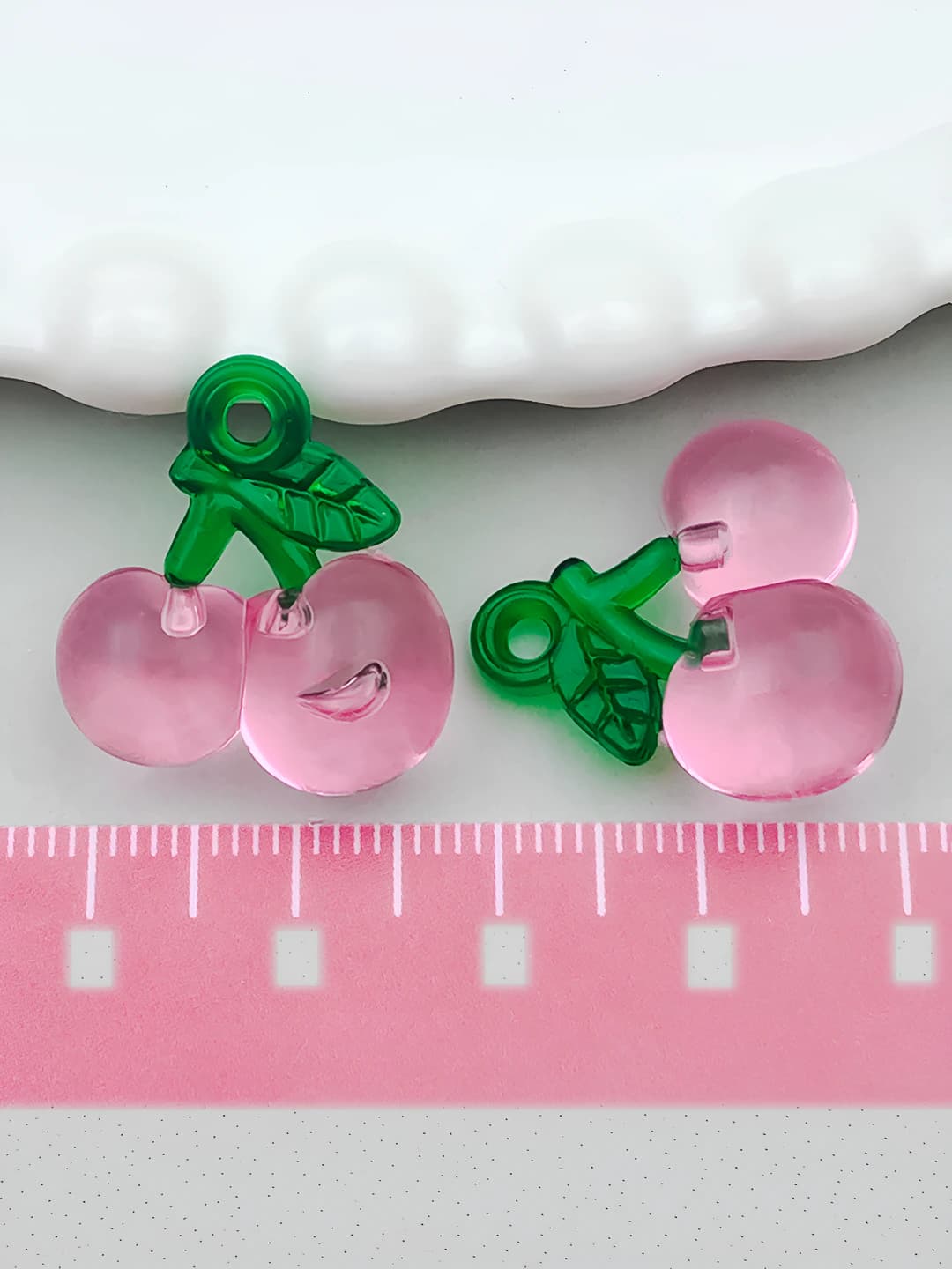 1 pc Pink acrylic cherry 21x19mm-1.6g-22161