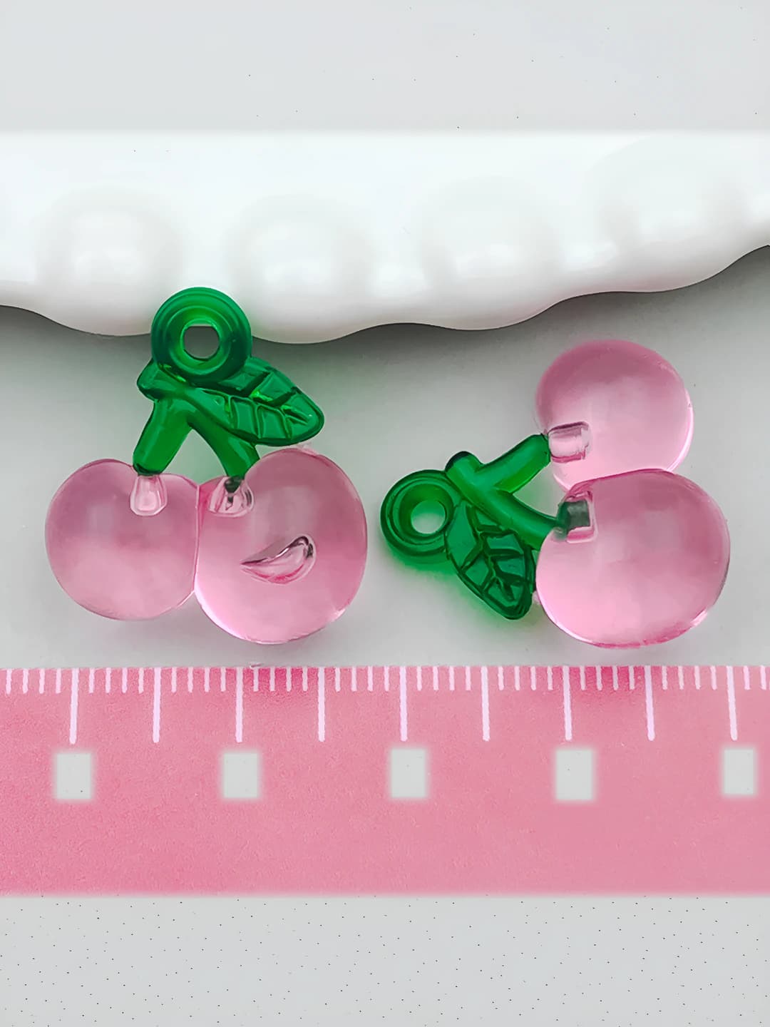 1 pc Pink acrylic cherry 21x19mm-1.6g-22161