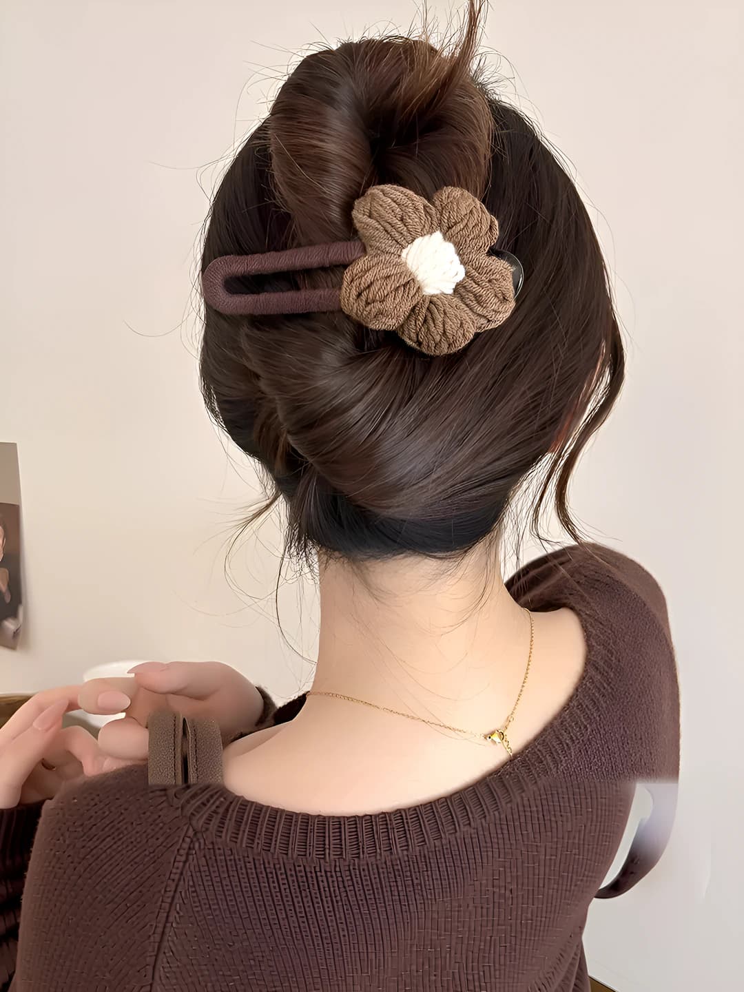 1# Dark coffee large flower clip one