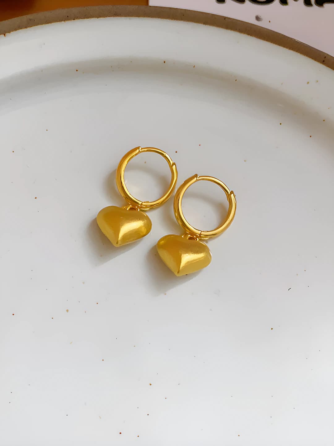 111# Ear clip - Gold