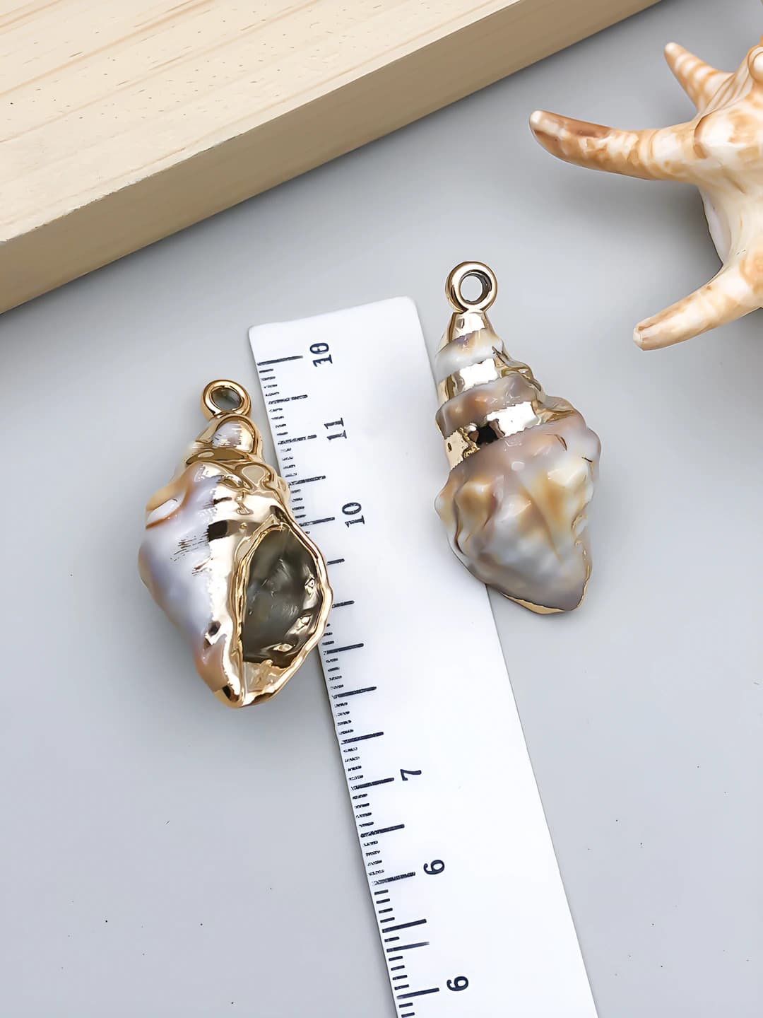 Gold off-white 41x20x18mm