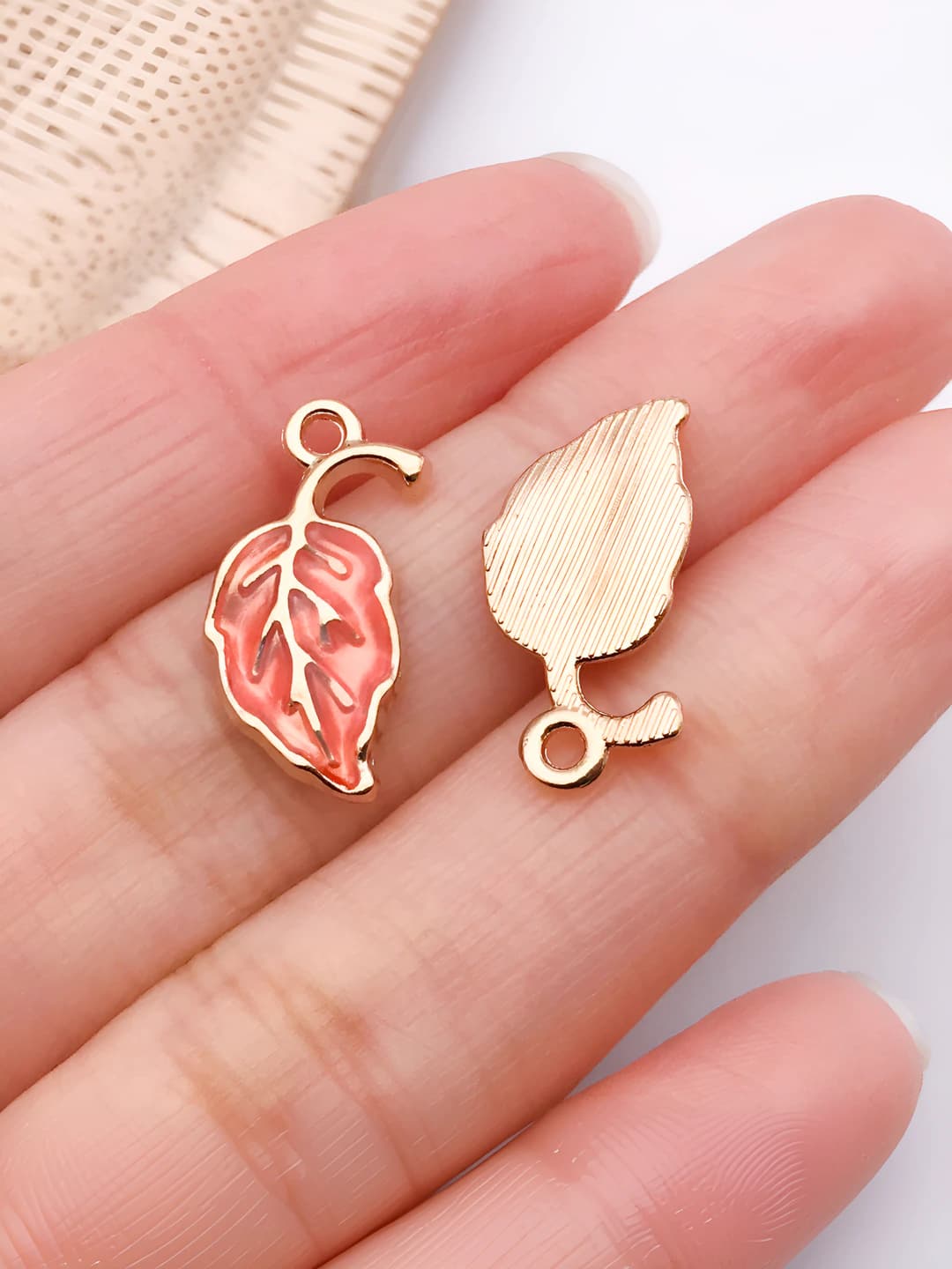 Pink leaf 12x20mm-1g-9954