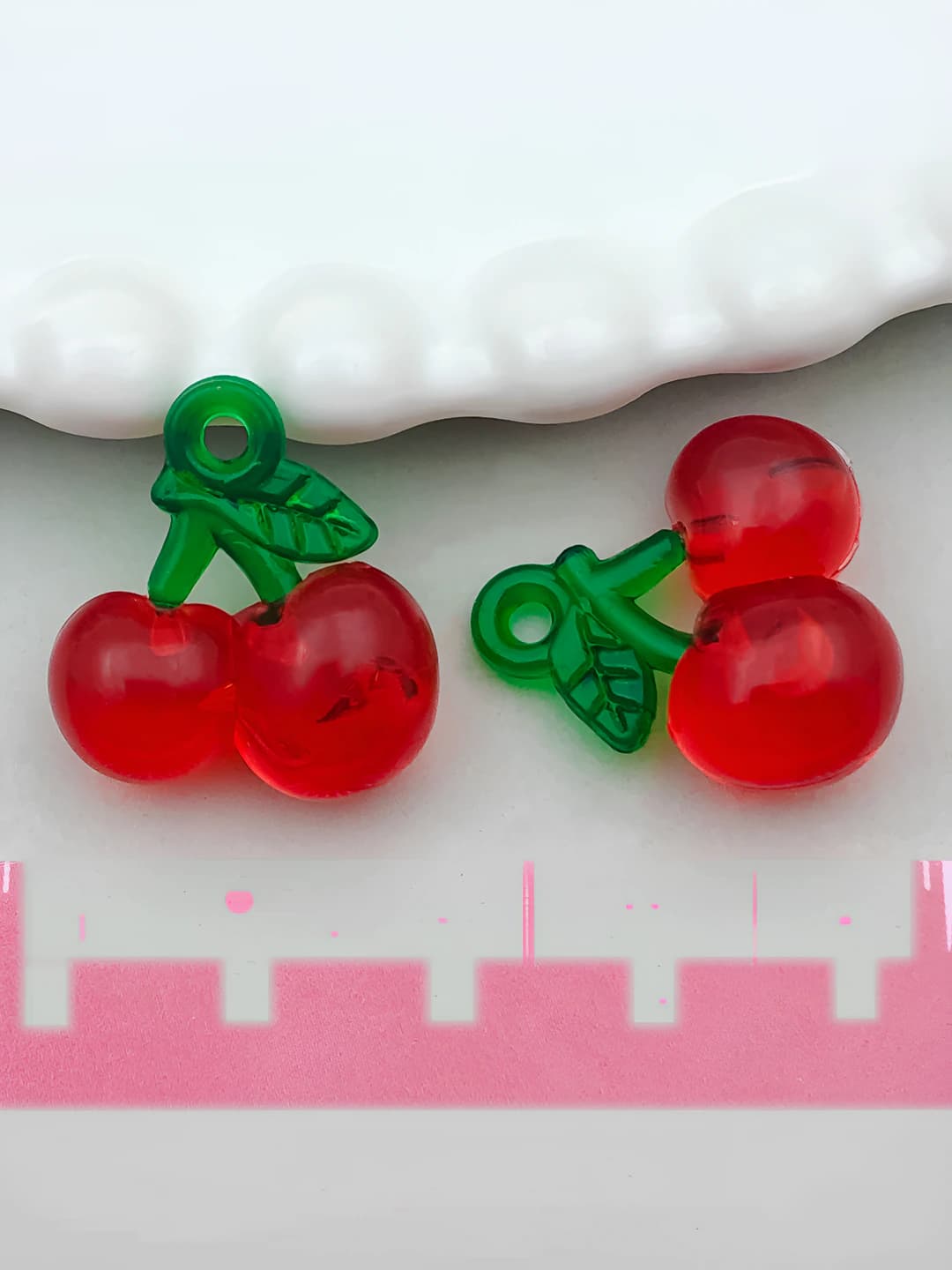 1 pc Red acrylic cherry 21x19mm-1.6g-22162