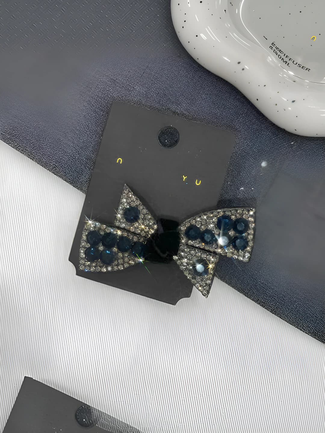 Blue, 1 pc: diamond bow