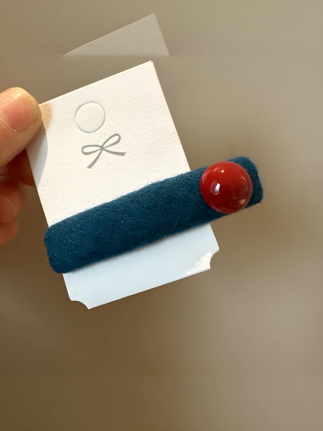 Ko'k kvadrat, bitta