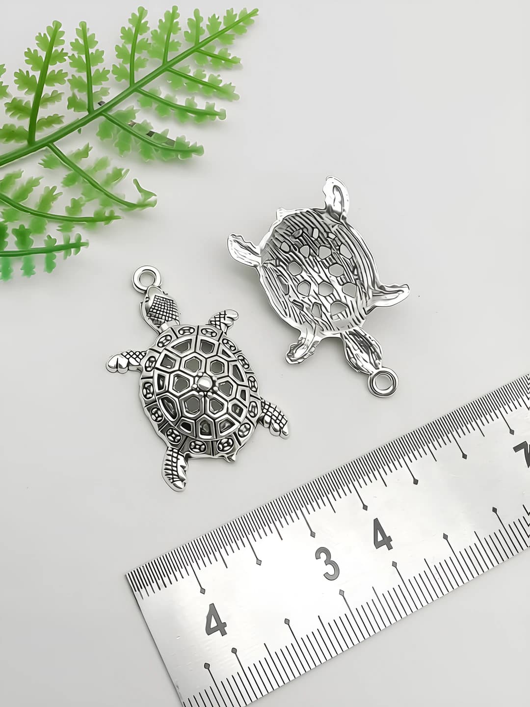1 pc openwork large turtle 25x39mm-4g