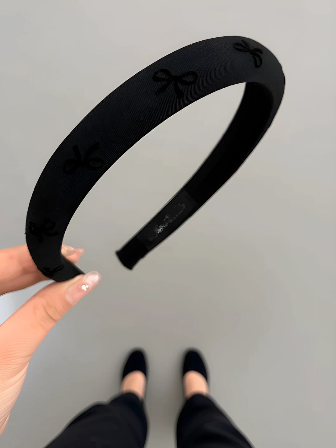 Black bow