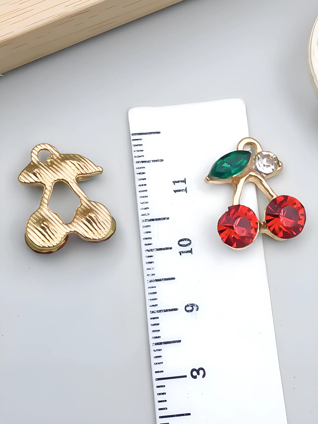 1 шт kc золото красный красный бриллиант вишня 19x14x6mm-1.95g-23414