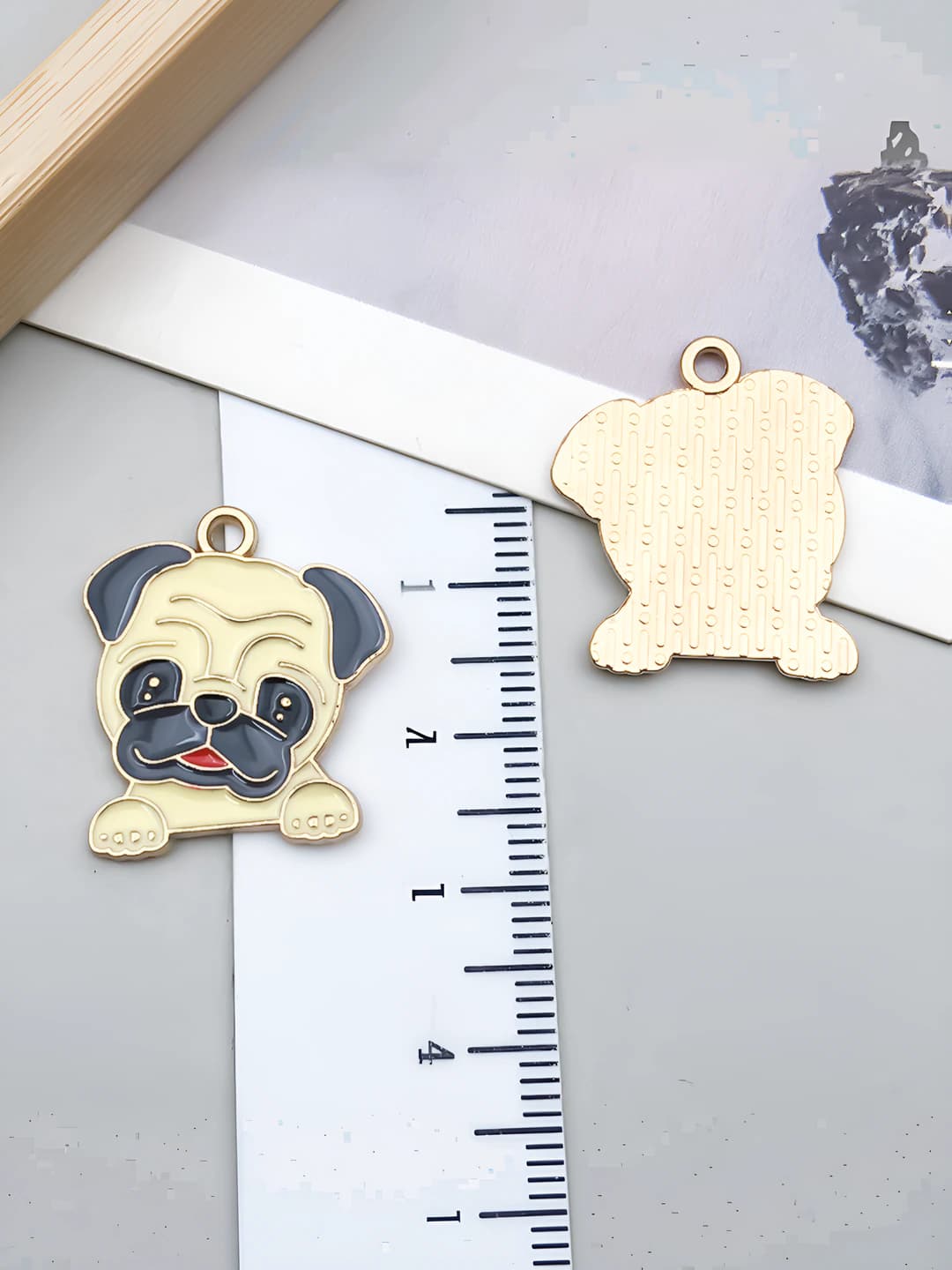 1 шт жёлтый пудель 23x20mm-1.65g