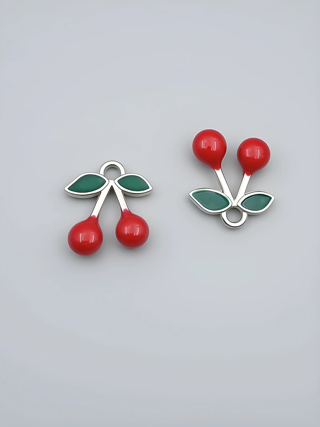 White K, red 3D cherry, 15x17mm, 1.7g
