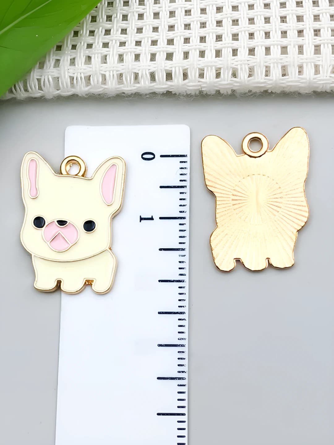 1 шт Молочно-жёлтый Пекинский 22x17mm-1.55g