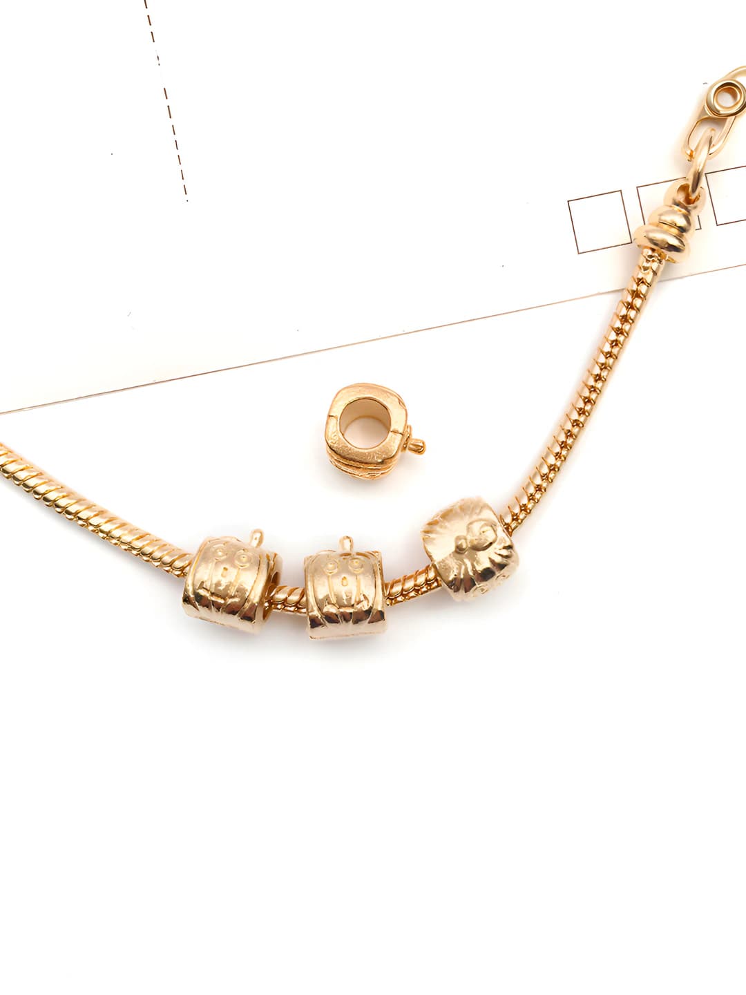 1 pc pumpkin bead 7x9 holes 4mm