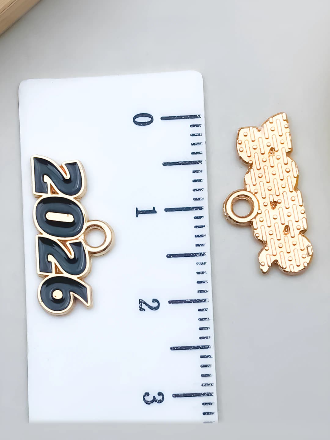 Золото чёрное 2026, 9x17mm, 0.5g