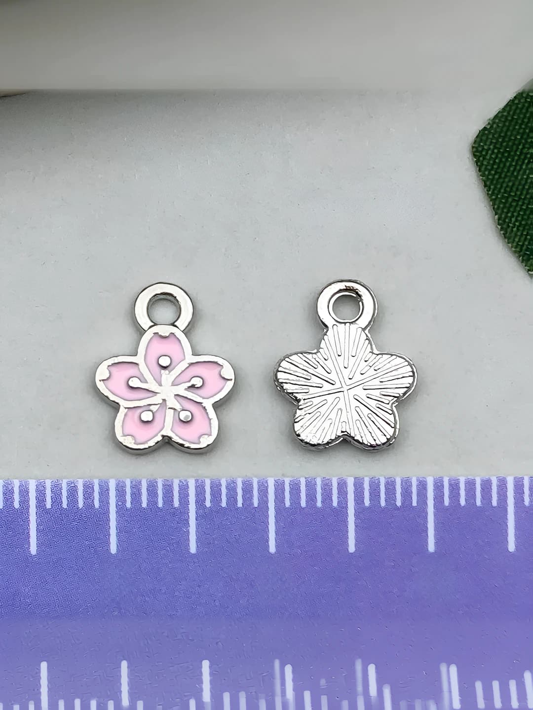 Розовая сакура 9x11mm