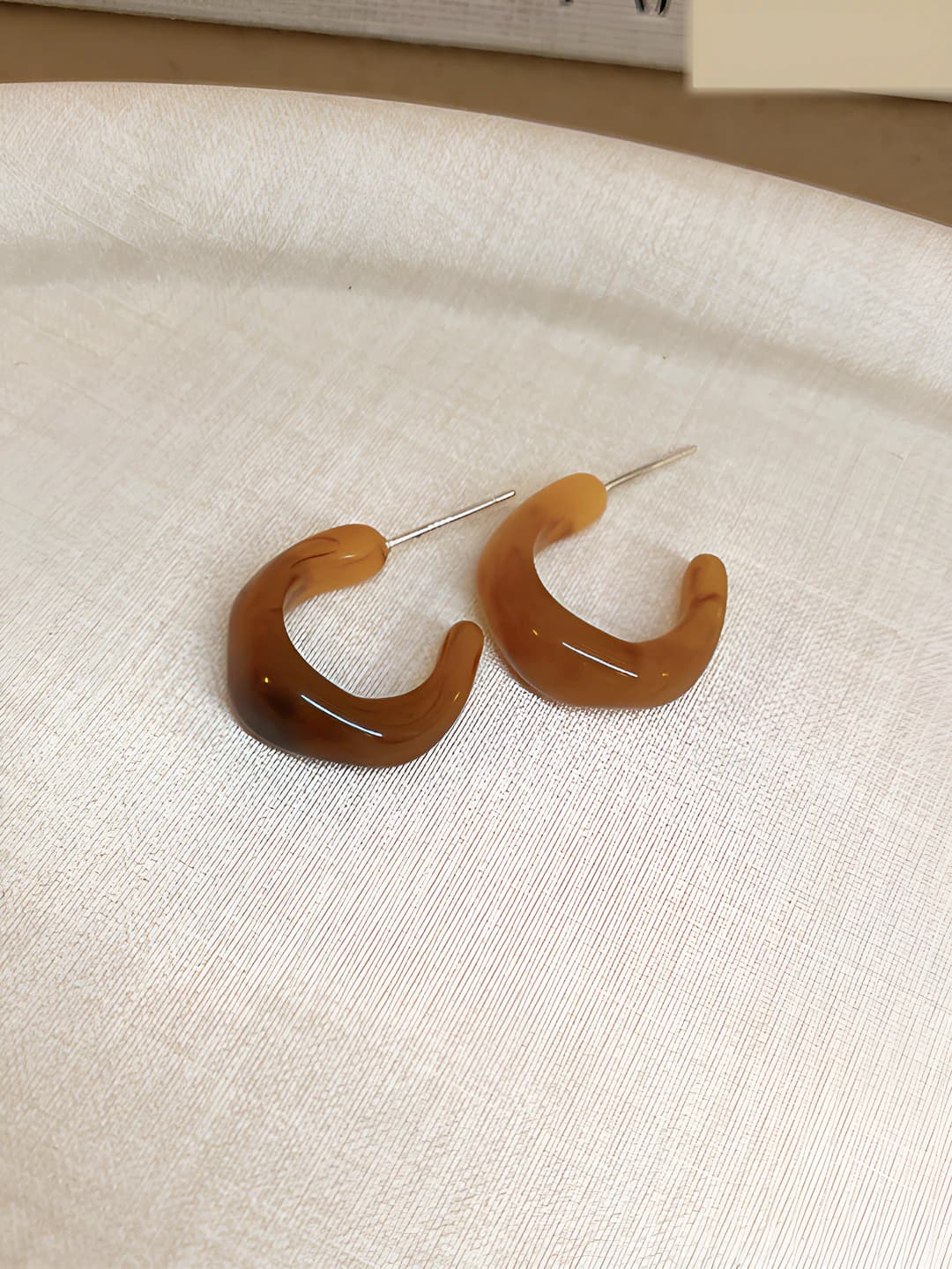 65# Серебряная игла - Кофейный - Маленькая C