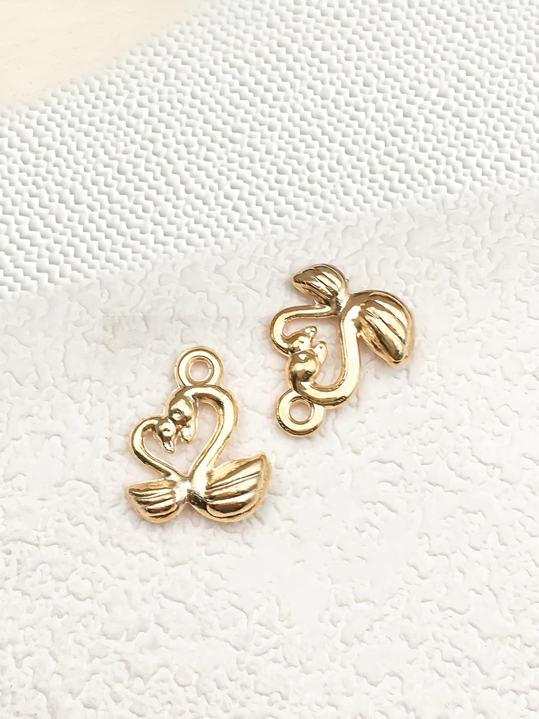 1 swan 12.5x15mm-0.85g