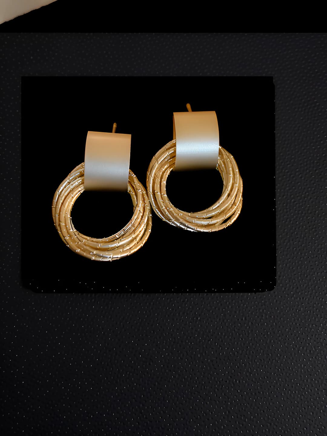 71# Silver pin - Gold
