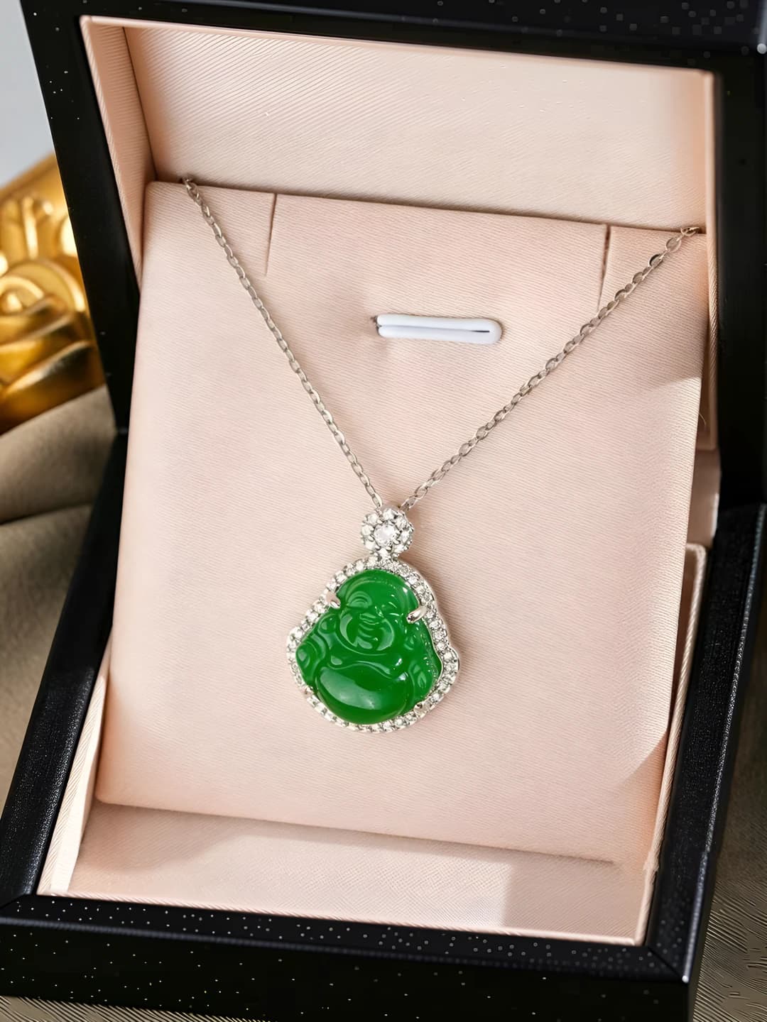 273 Buddha necklace - Silver green