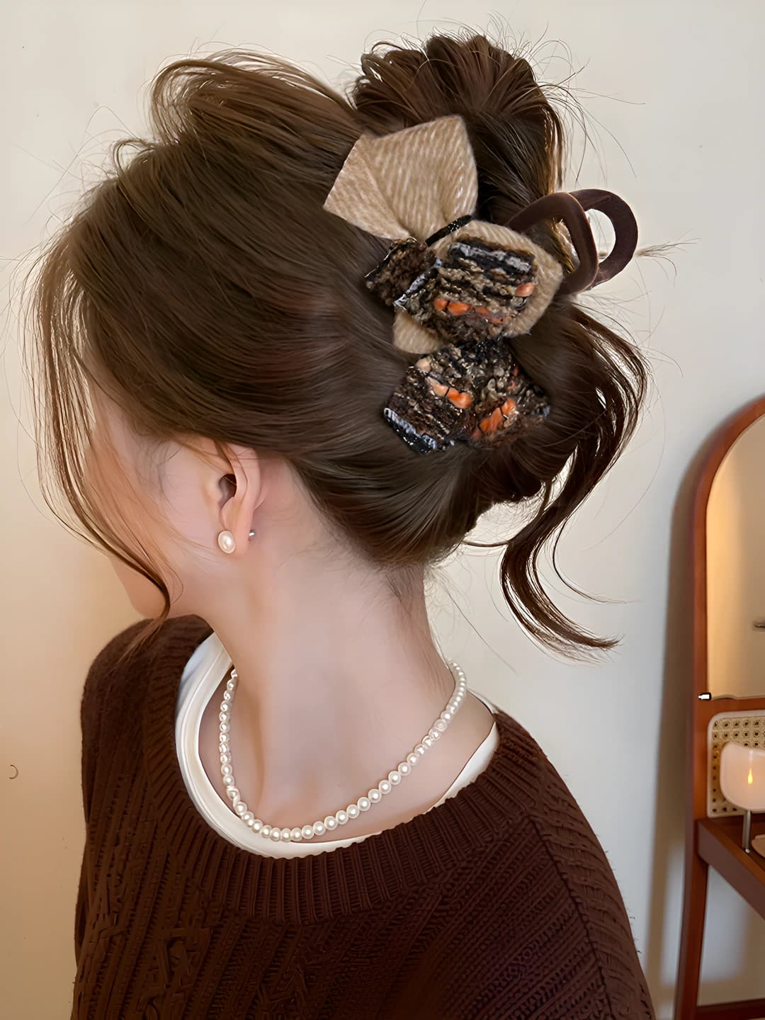 Hazelnut latte bow, ~10 cm, thin