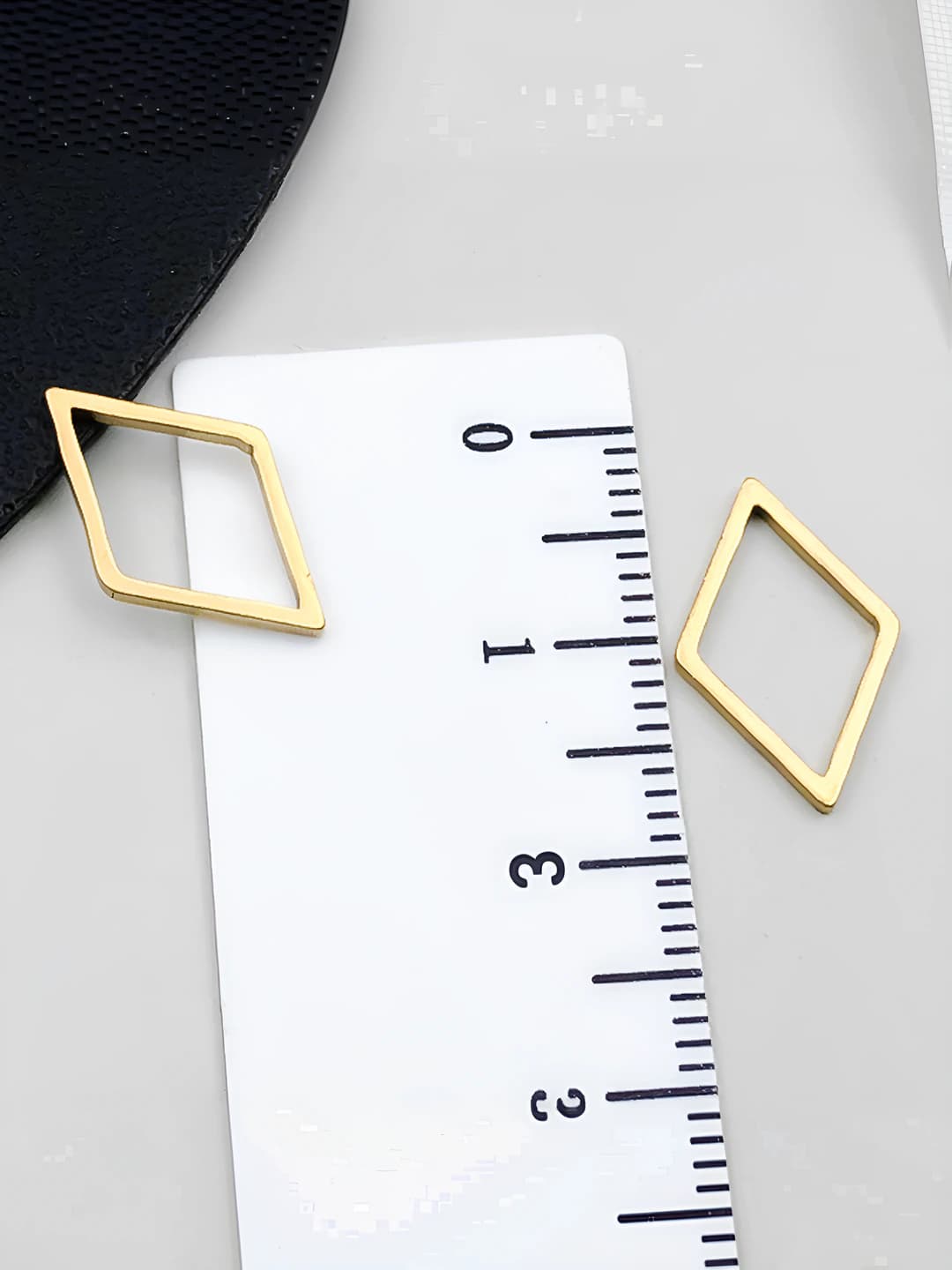1 pc 10x16x1mm small diamond frame vacuum gold