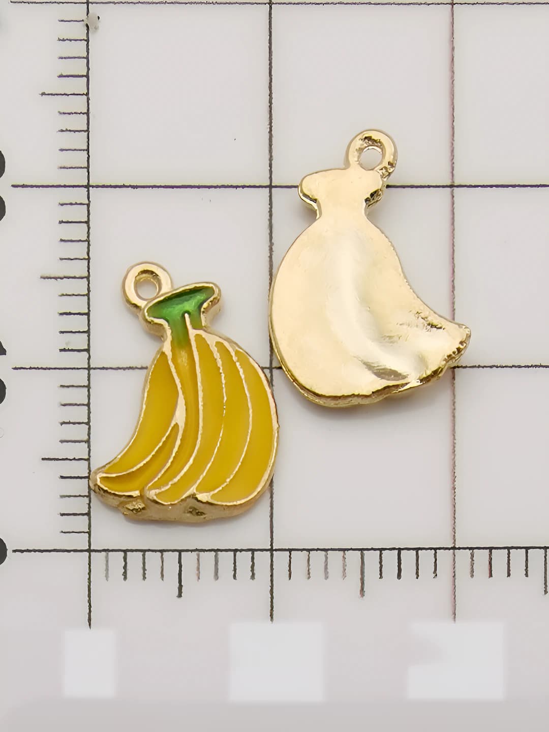 1 pc yellow banana 12x15-0.9g-10854
