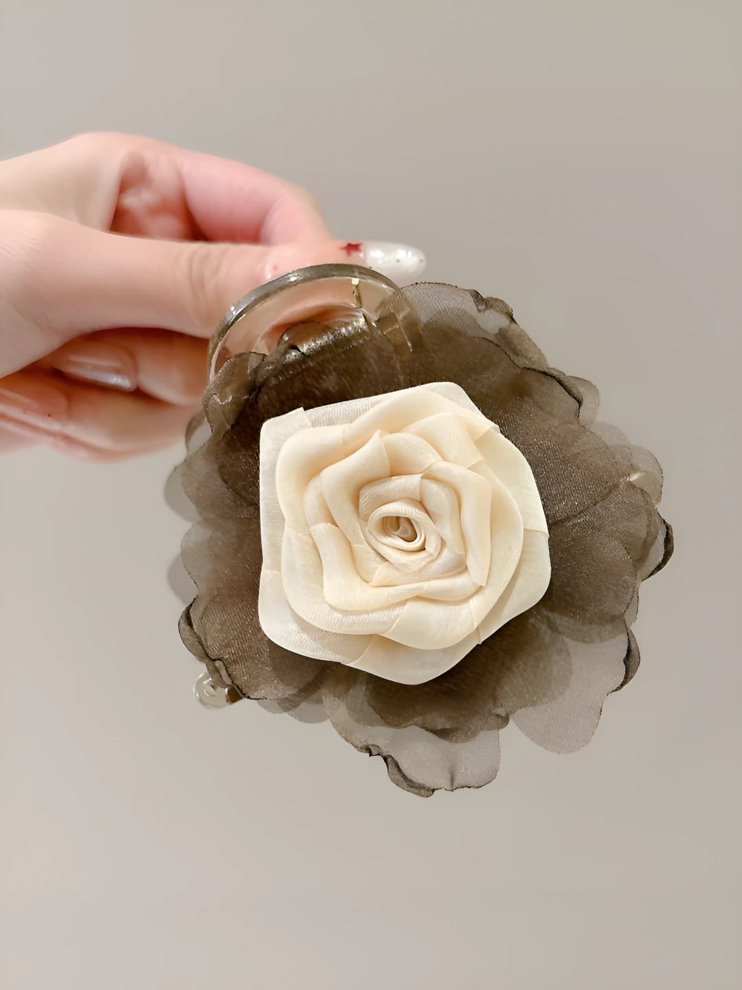 11# Beige-coffee flower 8 cm