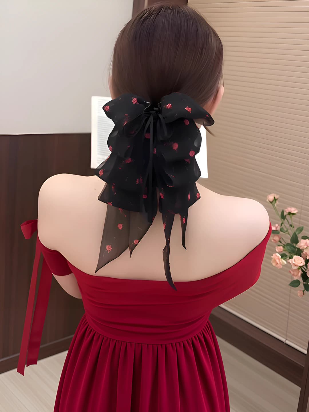 3# Black-red floral, 18.5 cm