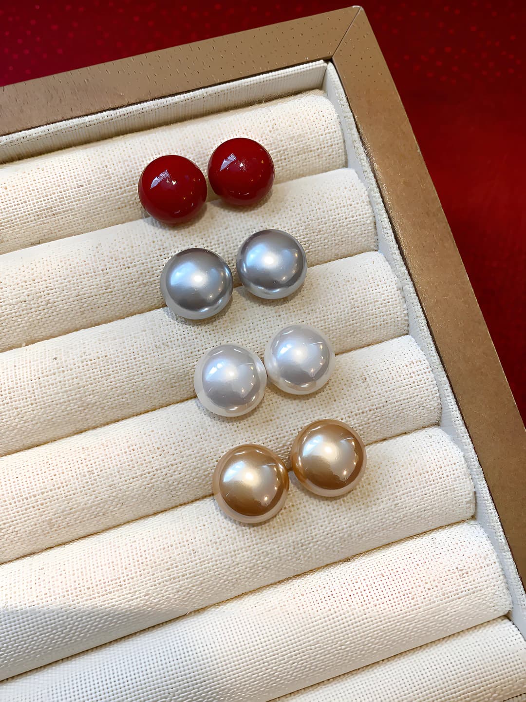 26 Silver post - White - Coffee - Grey - Red