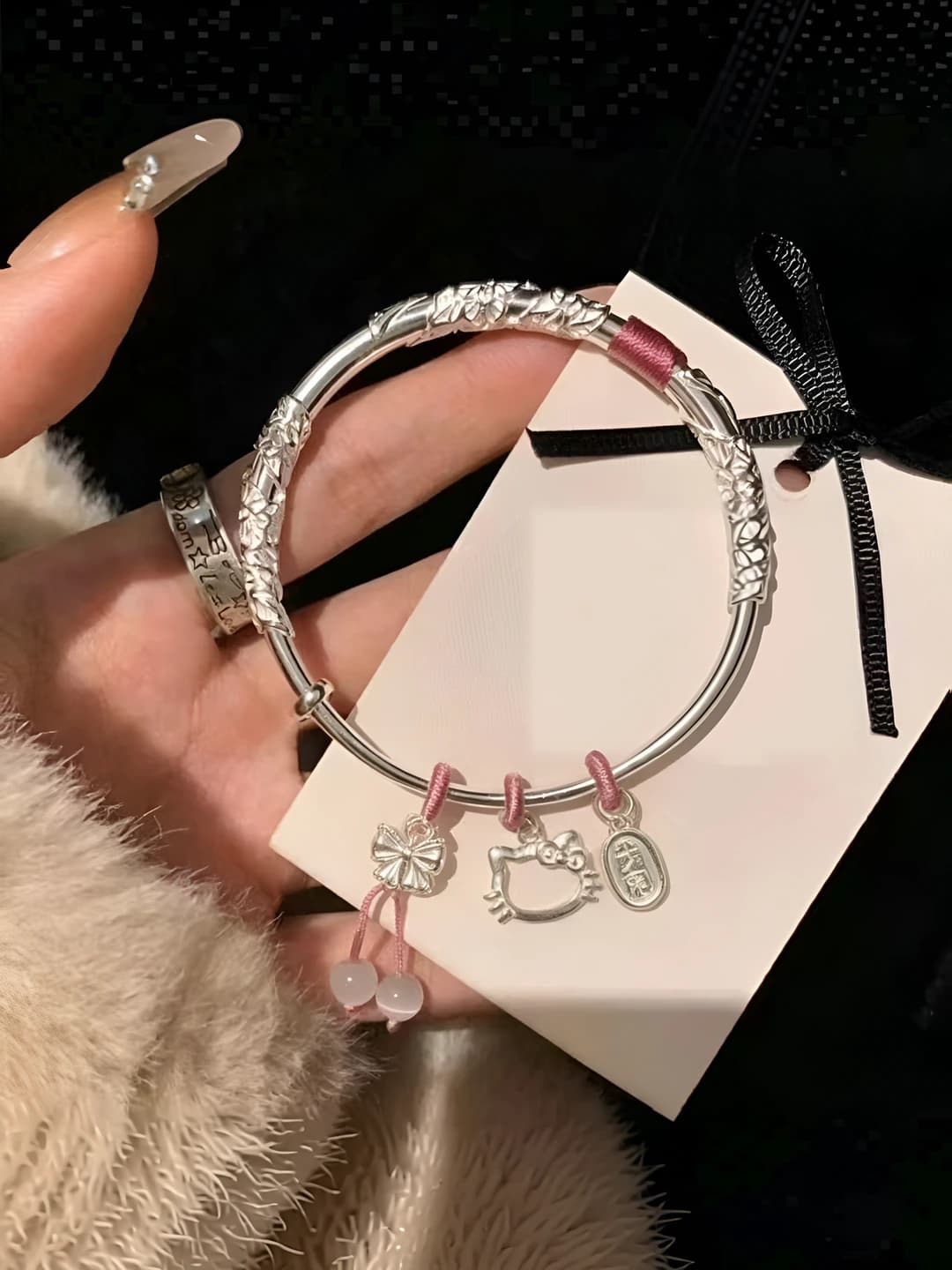 Silver Hello bow KT bangle [1 pc]