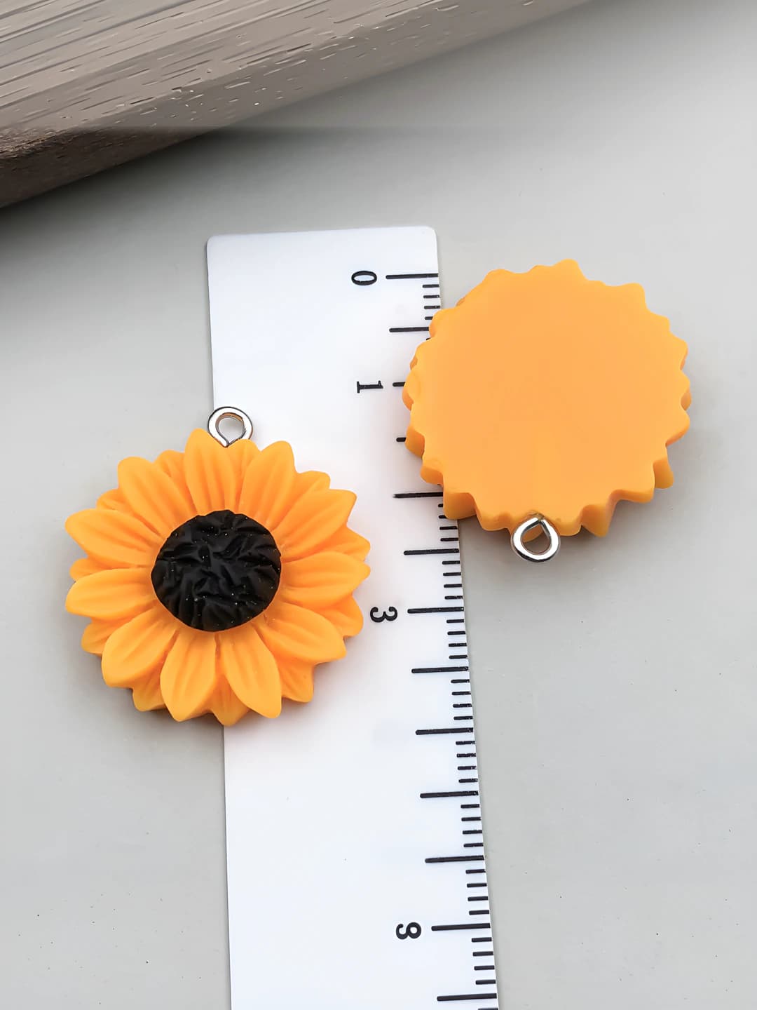 1 шт большой 25mm оранжевый акрил подсолнух 27x25x6mm-2.1g-23836